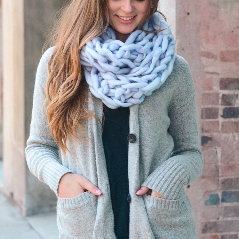 Ultra Soft Chunky Infinity - Picture 9 of 16